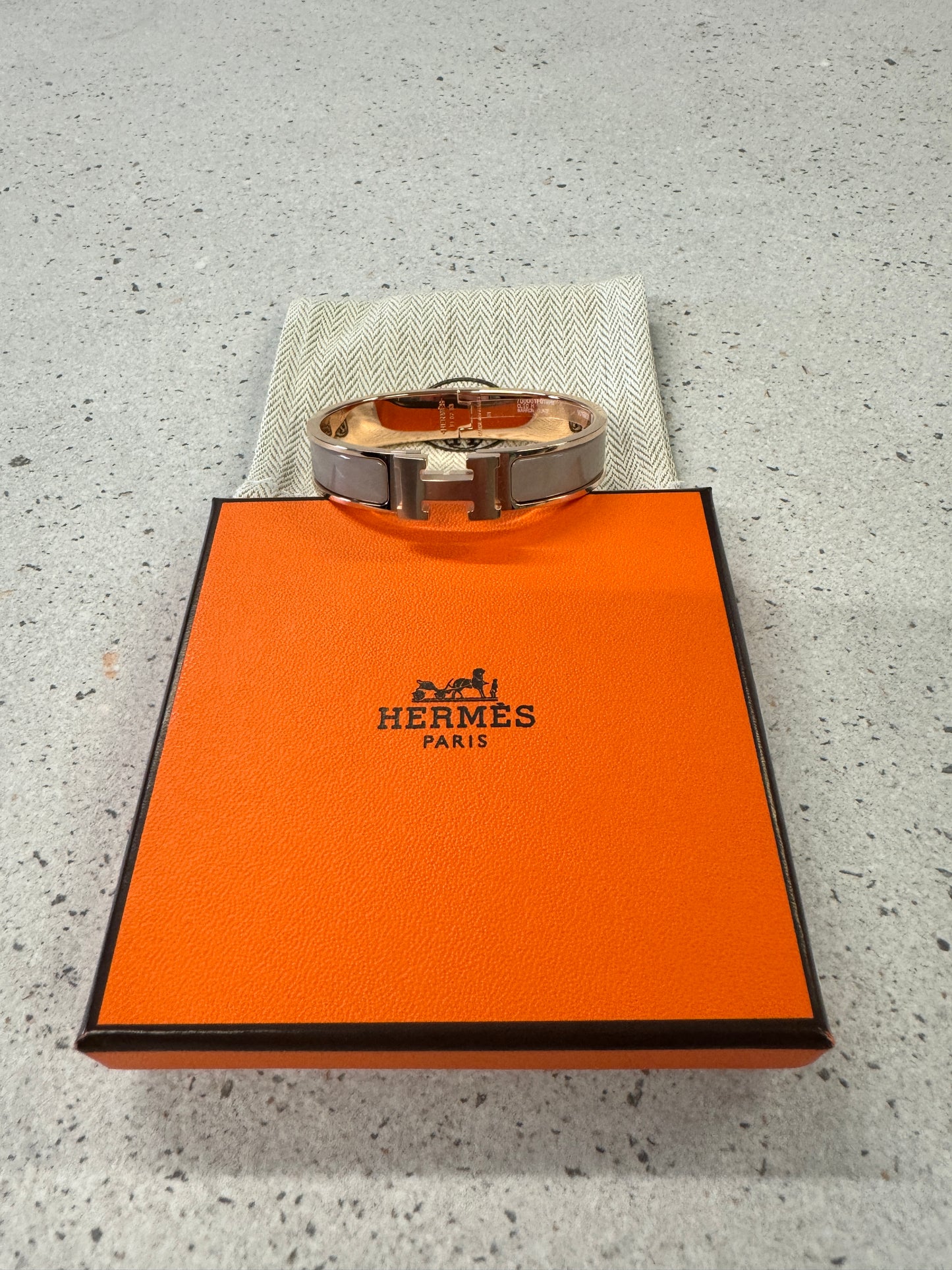 Hermes Clic H Bracelet - Marron Glacé/Rose Gold