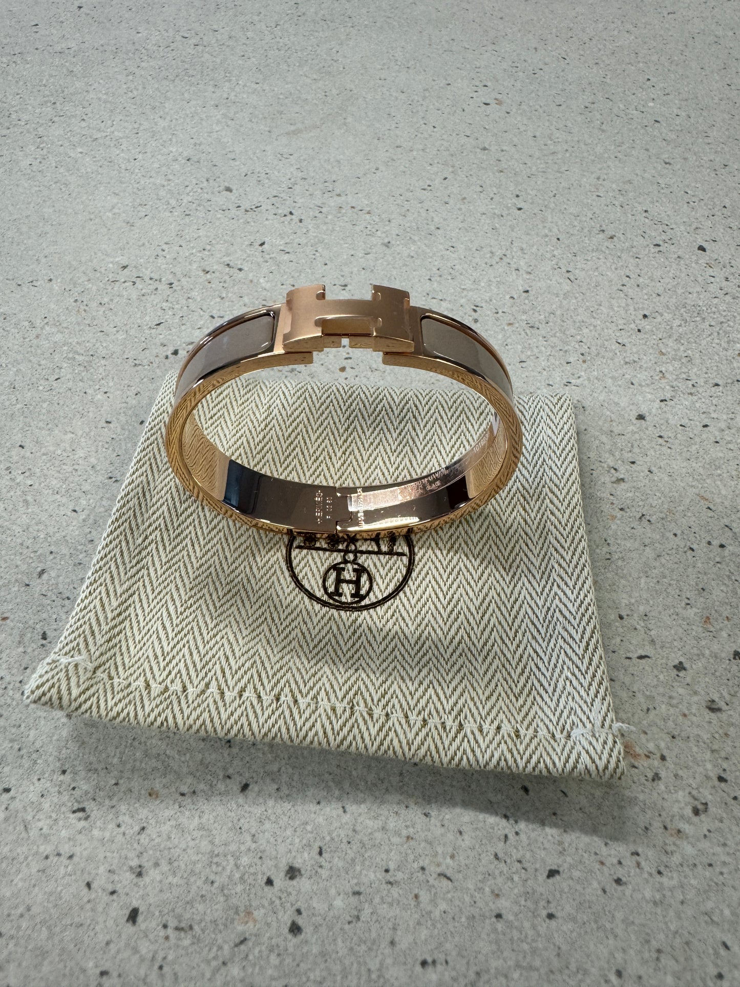 Hermes Clic H Bracelet - Marron Glacé/Rose Gold