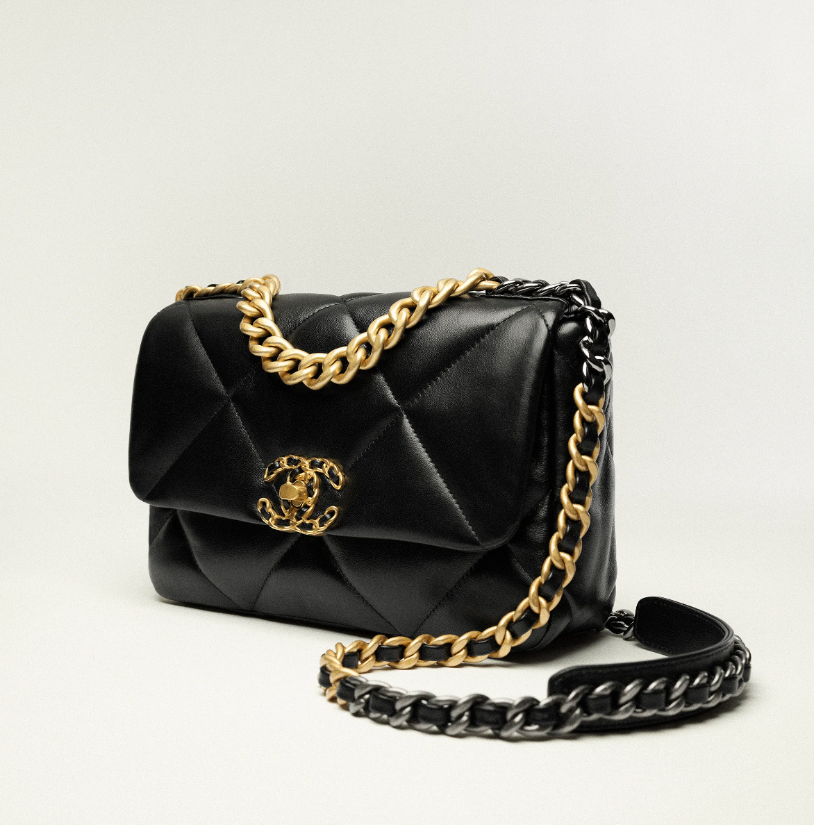 Chanel 19 Handbag
